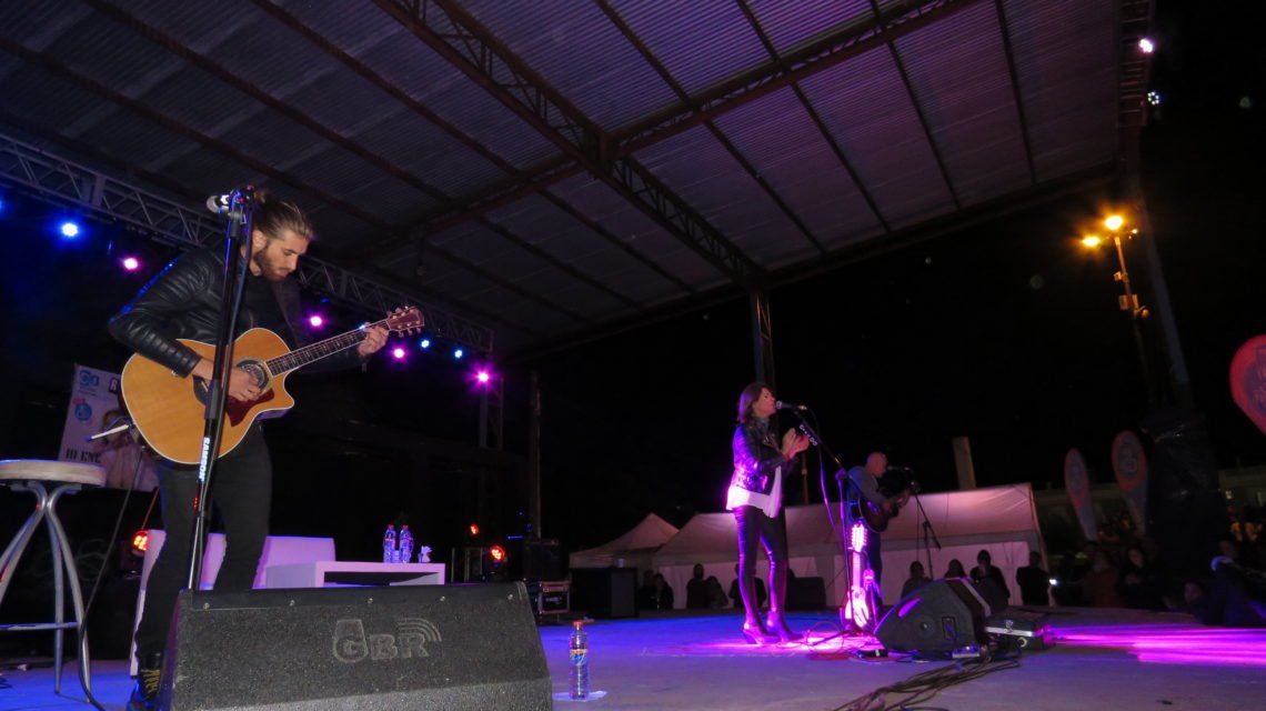 LA COSTA: Marcela Morelo cautivó a San Clemente en un recital que disfrutó toda la familia