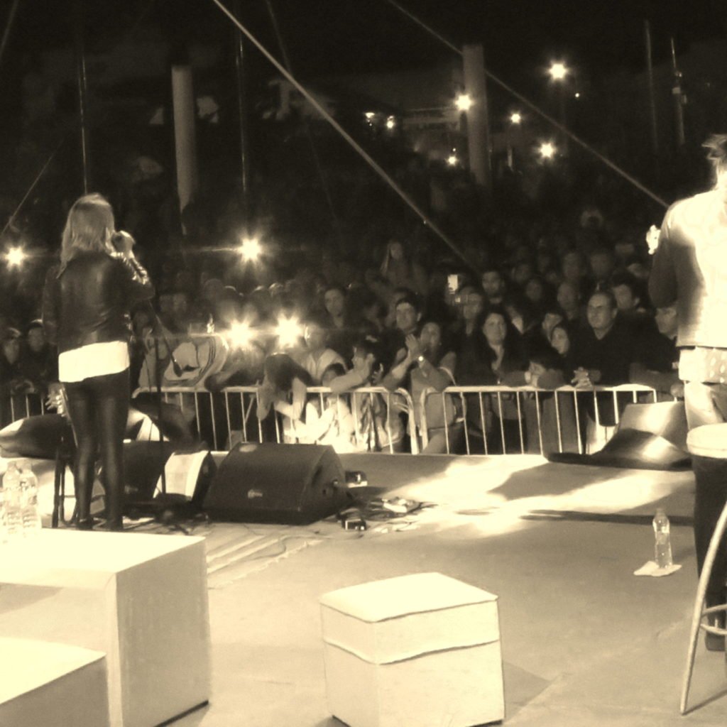 LA COSTA: Marcela Morelo cautivó a San Clemente en un recital que disfrutó toda la familia