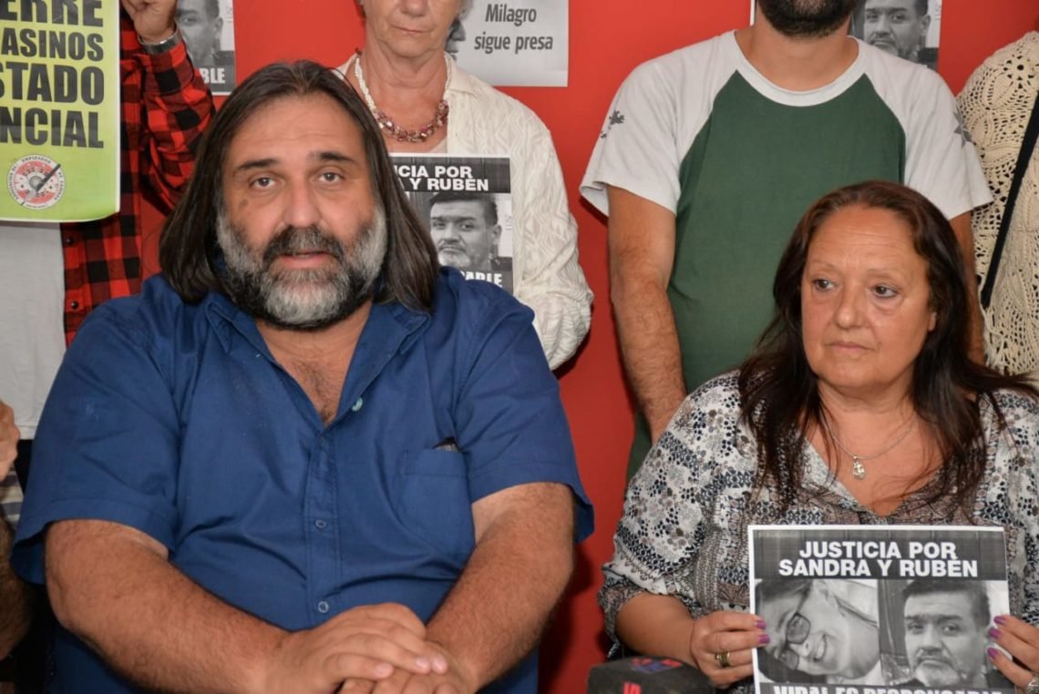 AYER VIERNES 17 DE ENERO, CONFERENCIA DE PRENSA, NO AL CIERRE DEL CASINO DE MAR DE AJO