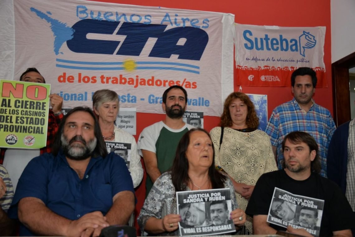 AYER VIERNES 17 DE ENERO, CONFERENCIA DE PRENSA, NO AL CIERRE DEL CASINO DE MAR DE AJO