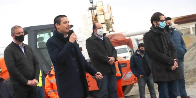 LA COSTA URGENTE !! AYER Cristian participó en el acto de reactivación de obras de las a Alberto Fernández, Axel Kicillof y gobernadores