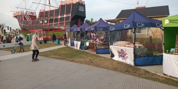 LA COSTA: Volvieron las Ferias Itinerantes al Paseo Costanero de Santa Teresita