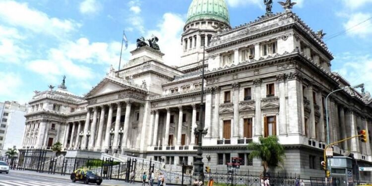 TARIFAS DE GAS: CON LA FIRMA DE CARDOZO, INGRESÓ AL CONGRESO DE LA NACIÓN EL PROYECTO PARA DECLARAR A LA COSTA COMO “ZONA FRÍA”