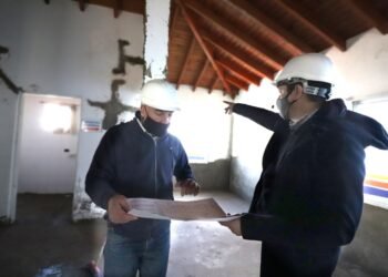 LA COSTA: Cristian recorrió los trabajos en los próximos Centros de Atención Primaria de la Salud