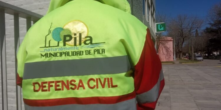 PILA: EL INTENDENTE CONFIRMÓ LA ENTREGA DE UN BONO A LOS VOLUNTARIOS DE DEFENSA CIVIL