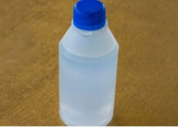 Prohibieron  un alcohol etílico y un purificador de agua que era promocionado para obtención de dióxido de cloro