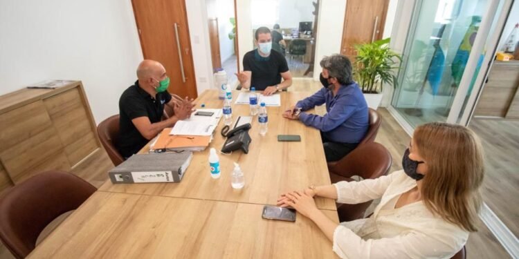 MUNICIPALIDAD DE LA COSTA:El equipo de Cardozo anunció un paquete de medidas para los trabajadores y trabajadoras municipales