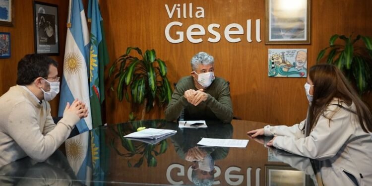 PARTIDO DE VILLA GESELL: REUNIÓN CON REPRESENTANTES DE PAMI