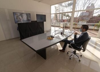 Reunión de  nuestro intendente con reunión con el gobernador Axel Kicillof