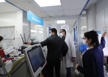 PARTIDO DE LA COSTA: Cristian supervisó obras en el Hospital de Mar de Ajó y agradeció al personal de salud por el esfuerzo de cada día