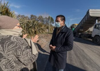 PARTIDO DE LA COSTA: Cristian recorrió avances de las obras de asfalto y luces LED en el Partido de La Costa