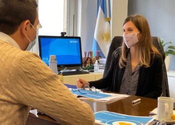 PARTIDO DE LA COSTA: Cristian se reunió con la directora Ejecutiva de la ANSES, Fernanda Raverta, para avanzar en programas para el Partido de La Costa