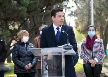 PARTIDO DE LA COSTA: Cristian encabezó el acto por el 205° aniversario de nuestra Independencia