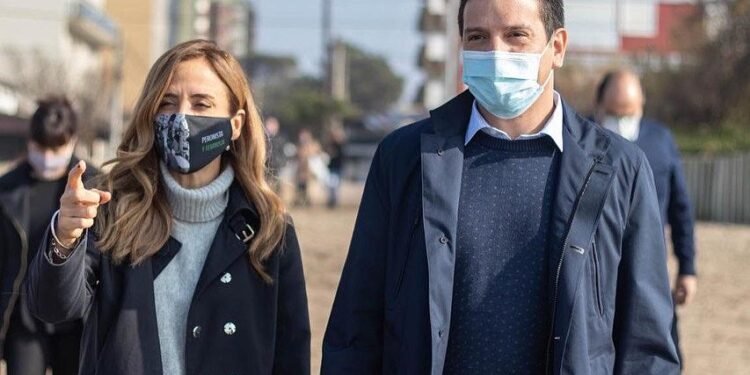 PARTIDO DE LA COSTA: Cristian firmó convenios con Tolosa Paz y recorrieron sectores productivos del Partido de La Costa