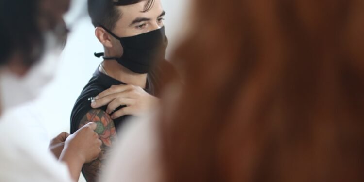 PARTIDO DE LA COSTA: Vacunación contra el Covid-19 en el Partido de La Costa: llegaron 1.500 dosis más de Sputnik V para segunda dosis y 1.500 de Sinopharm