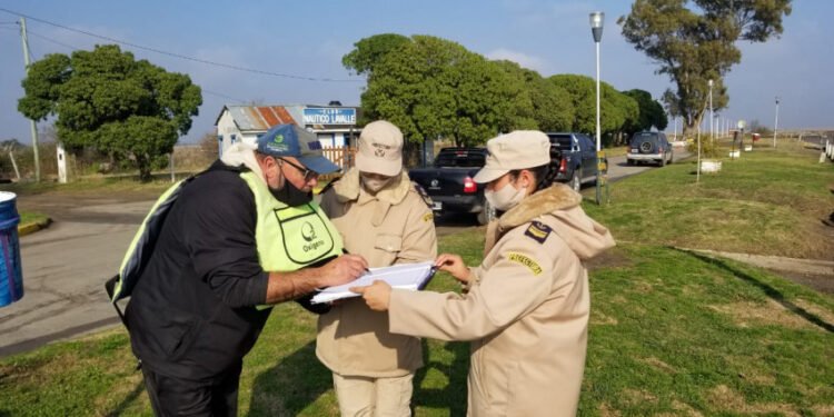 PARTIDO DE GENERAL LAVALLE: 21 alumnos rindieron el 1° examen de “Timonel de Yate” en el Polideportivo Municipal