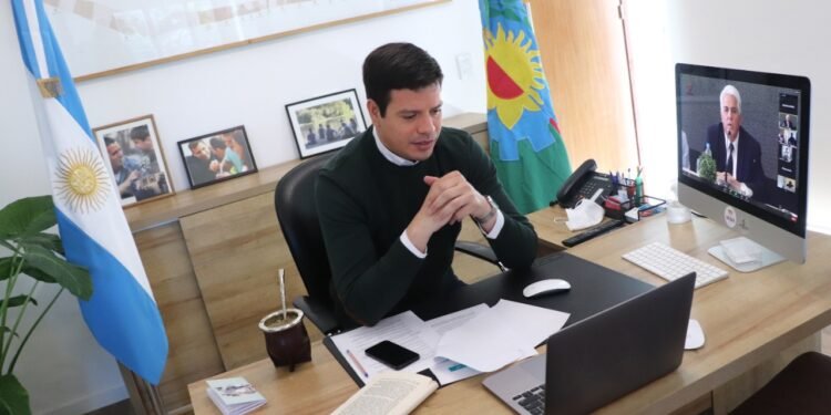 PARTIDO DE LA COSTA: Invitado por el gobernador Sergio Uñac, Cristian participó de la apertura del Encuentro Olivícola Internacional