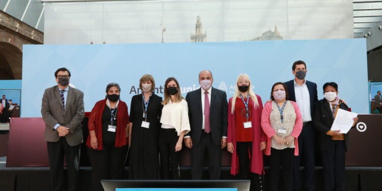 EL GOBIERNO NACIONAL ANUNCIÓ LA JUBILACIÓN ANTICIPADA