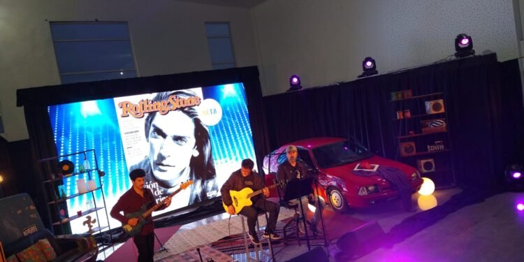 PARTIDO DE LA COSTA: La banda local Beta brindó su tributo a Virus en el ciclo de shows acústicos en vivo