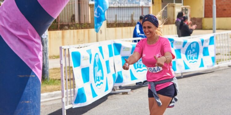 PARTIDO DE LA COSTA: Con una gran convocatoria se llevó a cabo la 4ª edición de la Correcaminata por la lucha contra el Cáncer de Mama