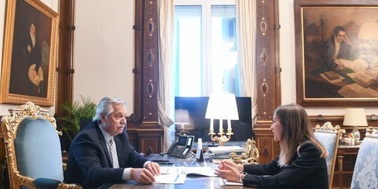 SE ANUNCIÓ EL COMPLEMENTO MENSUAL PARA EL SALARIO FAMILIAR