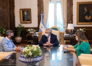 SE UNIFICA EL PAGO DE LA TARJETA ALIMENTAR CON LA ASIGNACIÓN UNIVERSAL POR HIJA O HIJO