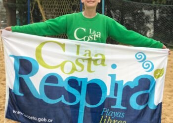 PARTIDO DE LA COSTA: QUE GRANDE LA PEBETA !!! FELICITACIONES !!!La costera Giuliana Gamba fue parte de la concentración del seleccionado Argentino de Beach Handball