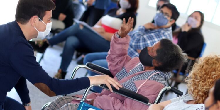 PARTIDO DE LA COSTA: Cristian puso en funcionamiento el primer Banco Ortopédico Municipal que dará respuesta a vecinas y vecinos en rehabilitación