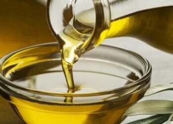 La ANMAT prohibió un aceite, una miel y un medicamento