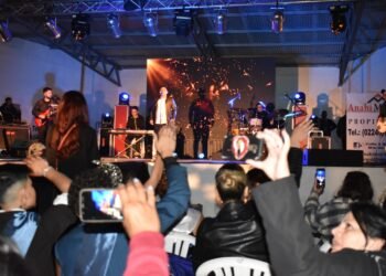 PARTIDO DE LA COSTA: Con un recital multitudinario de Francisco Benítez, ganador de La Voz Argentina, se vivió la 27ª Fiesta de la Náutica y el Mar