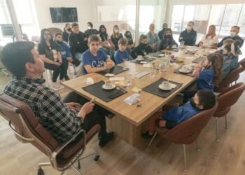 PARTIDO DE LA COSTA: Cristian desayunó con chicos y chicas del Partido de La Costa para seguir concientizando sobre el Día Mundial de la Diabetes