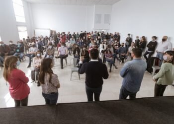 PARTIDO DE LA COSTA: El equipo de gobierno comenzó a capacitarse en políticas de ambiente y desarrollo sostenible