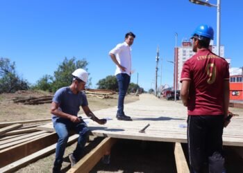 PARTIDO DE LA COSTA: Cristian recorrió trabajos integrales y de puesta en valor de espacios públicos de Santa Teresita