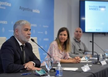 ACUERDO ENTRE ANSES Y LA SECRETARÍA DE COMERCIO INTERIOR PARA POTENCIAR “BENEFICIOS ANSES” EN TODO EL PAÍS