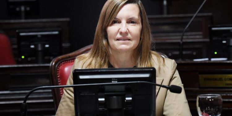 DEMARÍA IMPULSA LA ADHESIÓN PROVINCIAL A LA LEY DE ETIQUETADO FRONTAL DE ALIMENTOS Y LA CREACIÓN DE UN REGISTRO DE INFRACTORES
