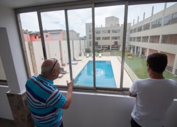 PARTIDO DE LA COSTA: Cristian destacó el impulso al trabajo que se genera con la fuerte llegada de turistas al Partido de La Costa