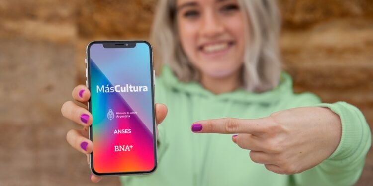 400 MIL JÓVENES COMIENZAN A DISFRUTAR DEL PROGRAMA “MÁS CULTURA”