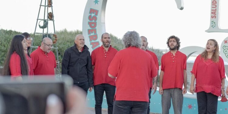 PARTIDO DE LA COSTA: Los villancicos siguen trayendo alegría a la celebración navideña del Partido de La Costa