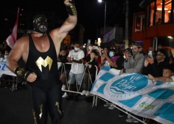 LA COSTA: La Masa y Vicente Viloni divirtieron a los más chicos en Santa Teresita y Mar del Tuyú: se vienen nuevas fechas del clásico choque de catch