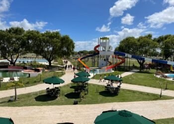 LA COSTA: Con la apertura del nuevo Parque Acuático Típicus en Las Toninas se amplió la oferta del Circuito de Parques Temáticos en La Costa