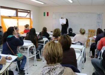 LA COSTA: Está abierta la inscripción a los Centros Educativos de Nivel Secundario para mayores de 18 años