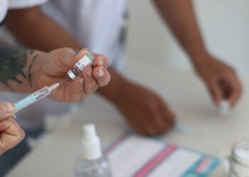 LA COSTA: Ya está disponible la dosis de refuerzo libre contra el Covid-19 para mayores de 12 años