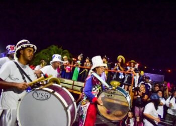 LA COSTA: A puro baile, color y calor de Carnaval se llevaron adelante los festejos en San Clemente