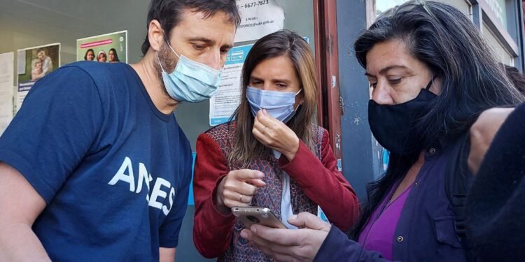 FERNANDA RAVERTA: “TODOS LOS QUE NECESITEN INSCRIBIRSE LO PODRÁN HACER”