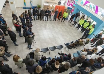 LA COSTA: Cardozo entregó una ambulancia pediátrica de ultra complejidad, un mamógrafo y un equipo de rayos x al Hospital de San Clemente