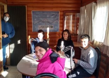 LA COSTA: Chicos y chicas de las Escuelas de Educación Especial de La Costa comenzaron con los talleres de programas de radio