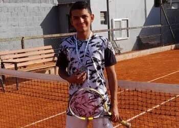 LA COSTA: Joven promesa del tenis costero fue campeón en el Abierto de Dolores