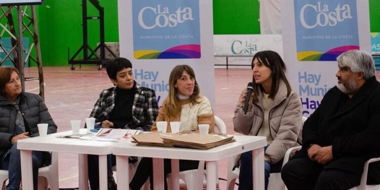 LA COSTA: Se realizó en La Costa una jornada de sensibilización en género y deporte para clubes de fútbol