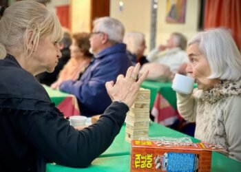 LA COSTA: Vecinos y vecinas de zona centro disfrutaron del ciclo Domingos en Compañía en Mar del Tuyú