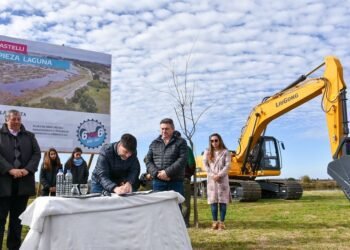 CASTELLI: AYER.  “HOY PARA CASTELLI ES UN DÍA HISTÓRICO”